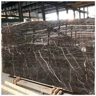 Marmar Perang St Laurent