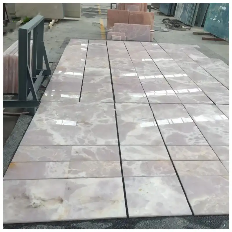 Jubin Onyx Merah Muda Muda