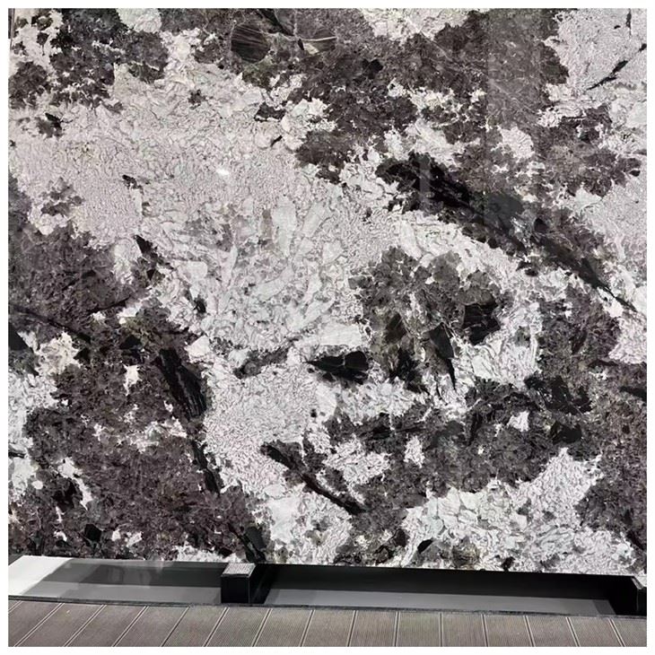 Granit Turmalin Branco